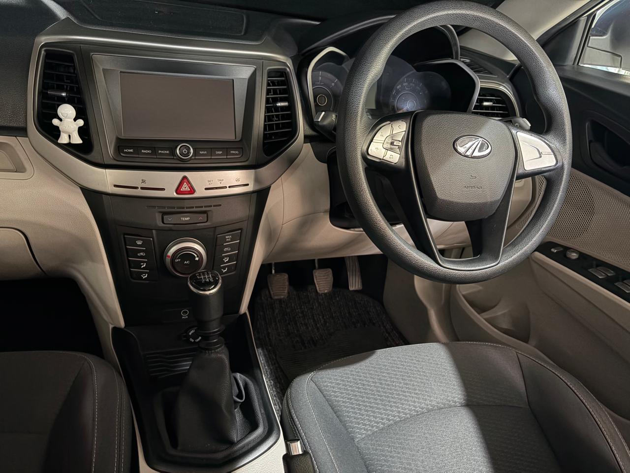 2020 Mahindra XUV300 1.5TD W6