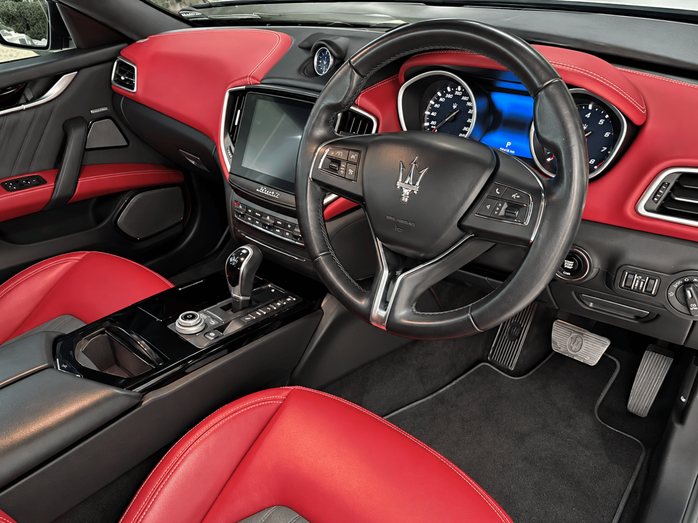 2019 Maserati Ghibli GranLusso