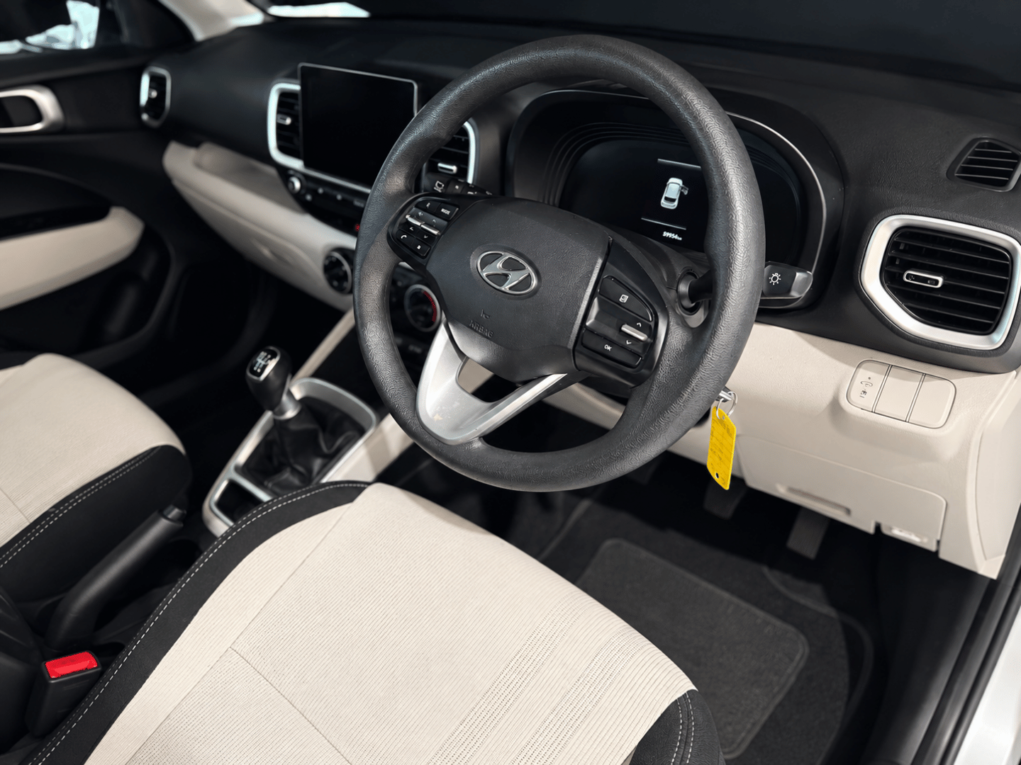 2023 Hyundai Venue 1.0T Motion Manual