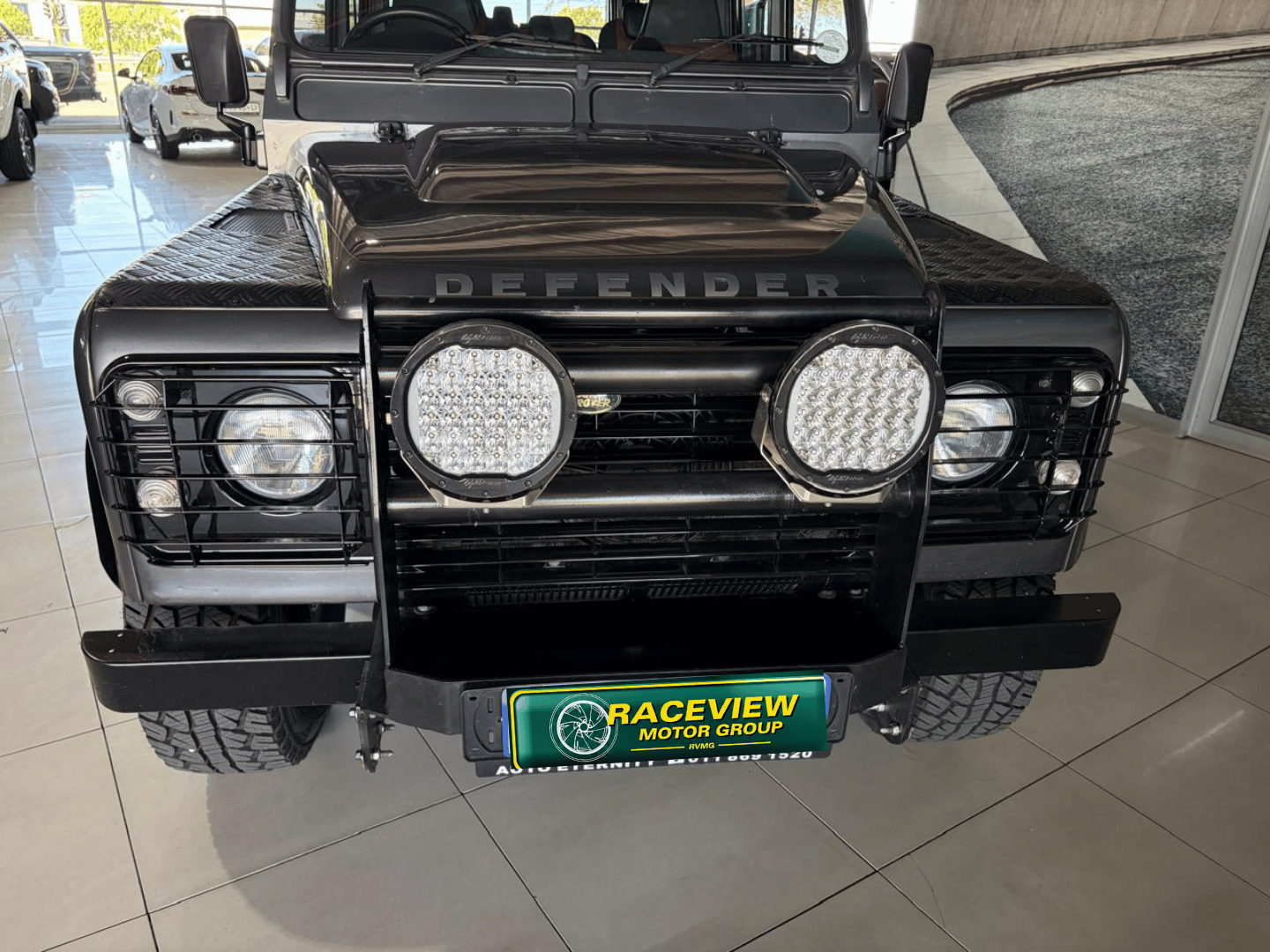 2014 Land Rover Defender 110 TDi Station Wagon