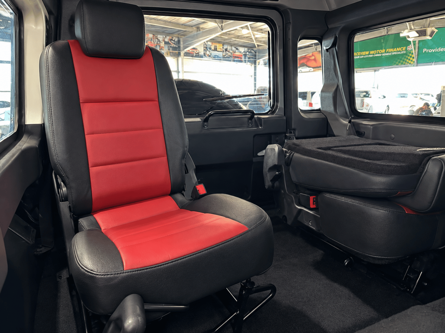 2014 Land Rover Defender 110 TDi Station Wagon