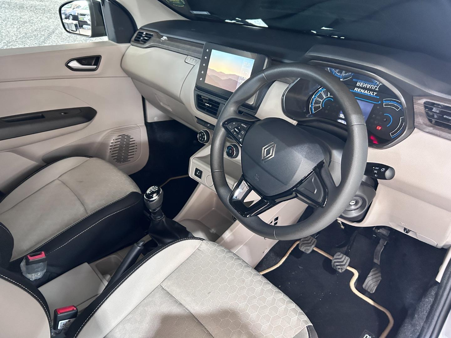 2026 Renault Triber 1.0 Techno