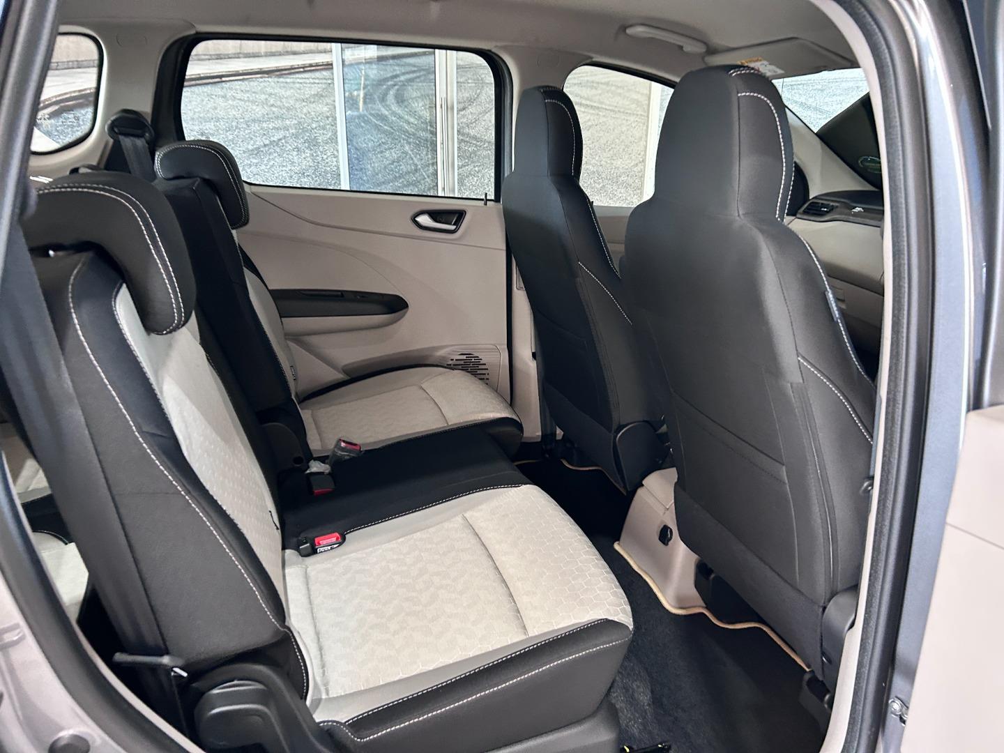 2026 Renault Triber 1.0 Techno
