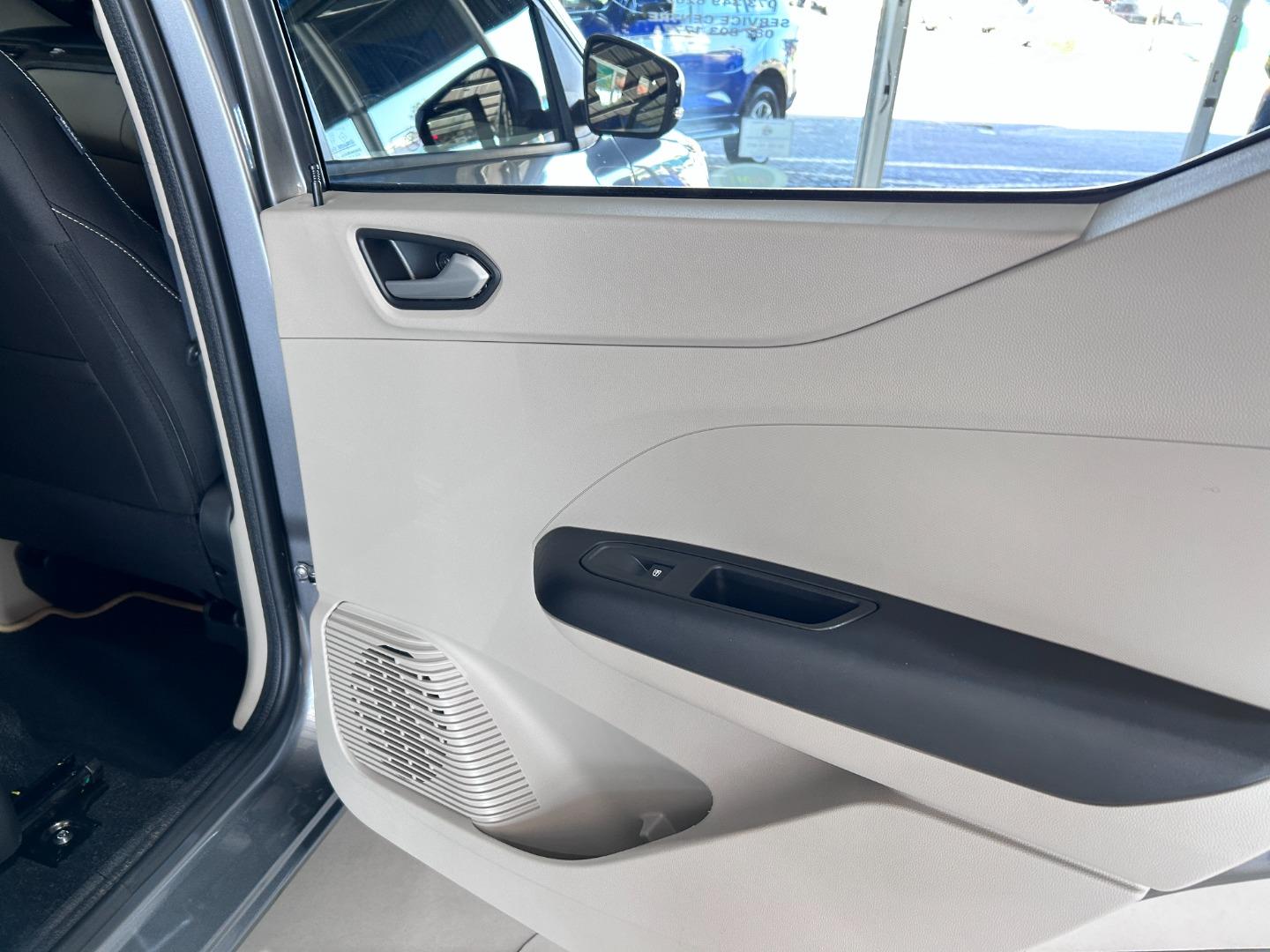 2026 Renault Triber 1.0 Techno