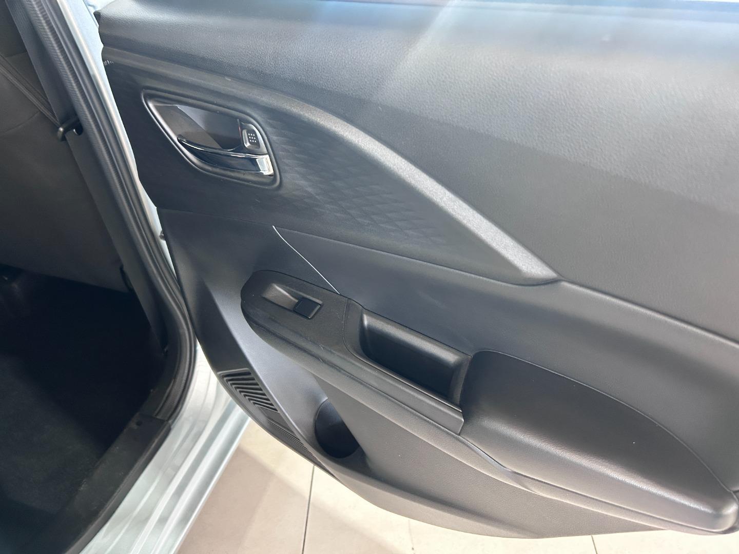 2025 Suzuki Swift 1.2 GLX Manual