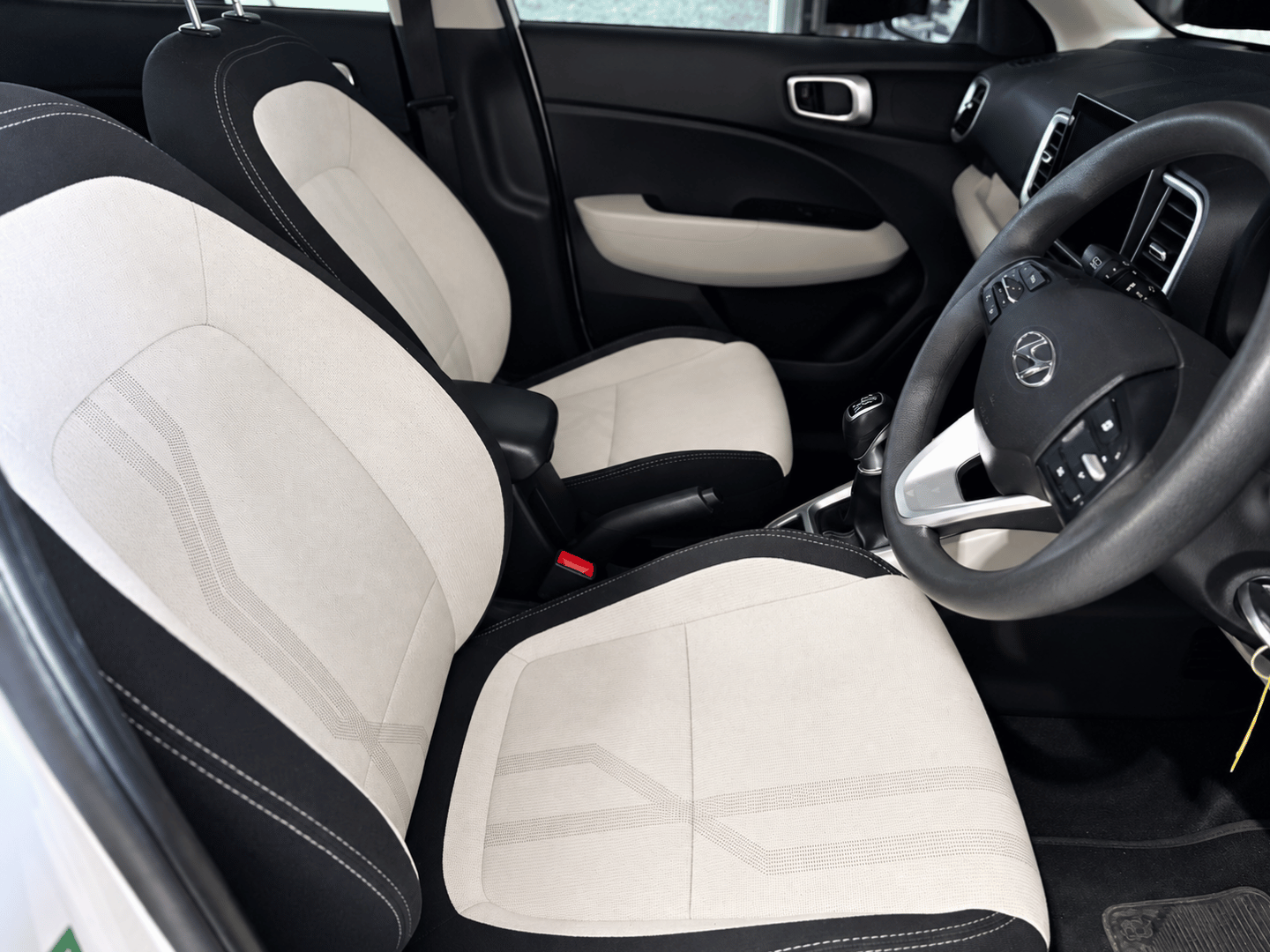 2023 Hyundai Venue 1.0T Motion Manual